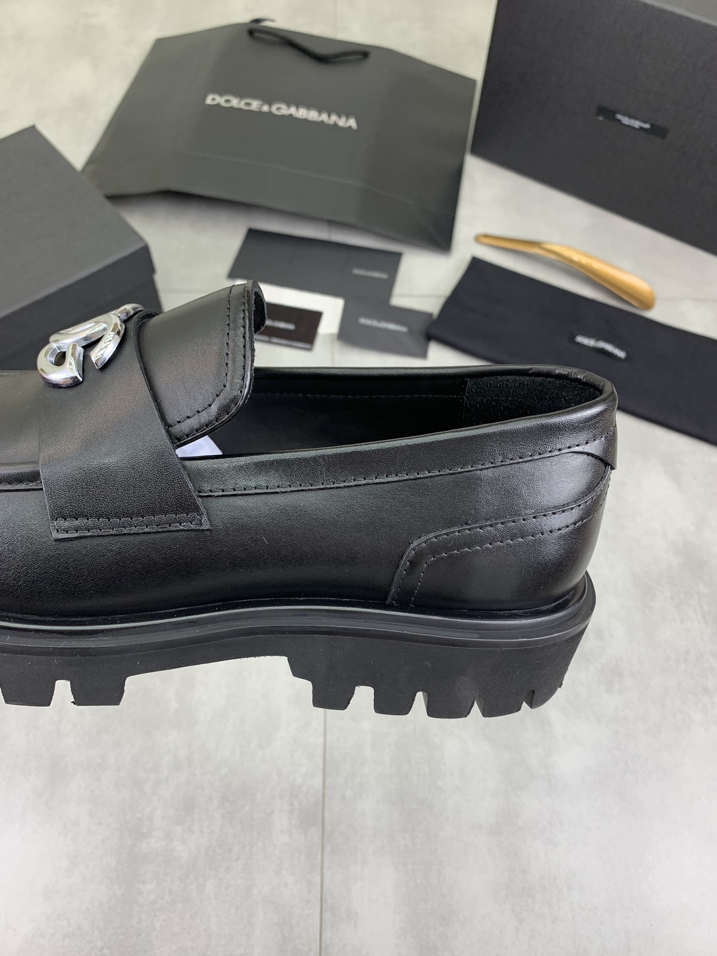 olce & Gabbana shoe
